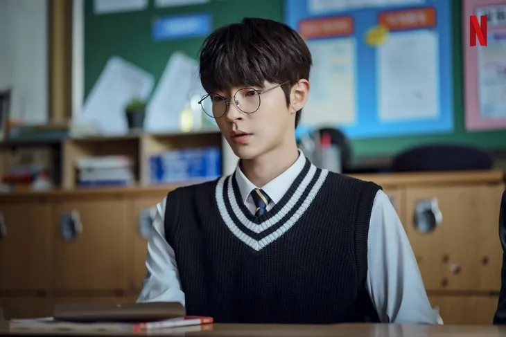 Diễn viên Hàn U30 vào vai nam sinh: Ji Chang-wook diễn thuyết phục, Park Hyung-Sik quyến rũ - Ảnh 3. Diễn viên Hàn U30 vào vai nam sinh: Ji Chang-wook diễn thuyết phục, Park Hyung-Sik quyến rũ - Ảnh 3.