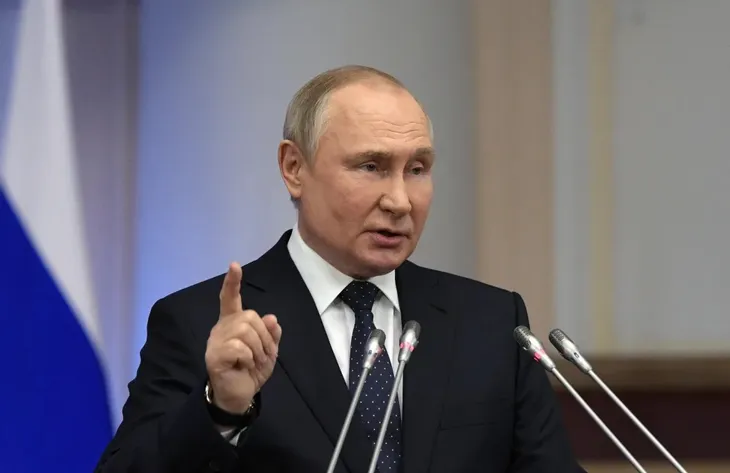 Tổng thống Joe Biden bí mật cho phép Ukraine sử dụng vũ khí Mỹ để tập kích bên trong lãnh thổ Nga - Ảnh 2. Tổng thống Joe Biden bí mật cho phép Ukraine sử dụng vũ khí Mỹ để tập kích bên trong lãnh thổ Nga - Ảnh 2.