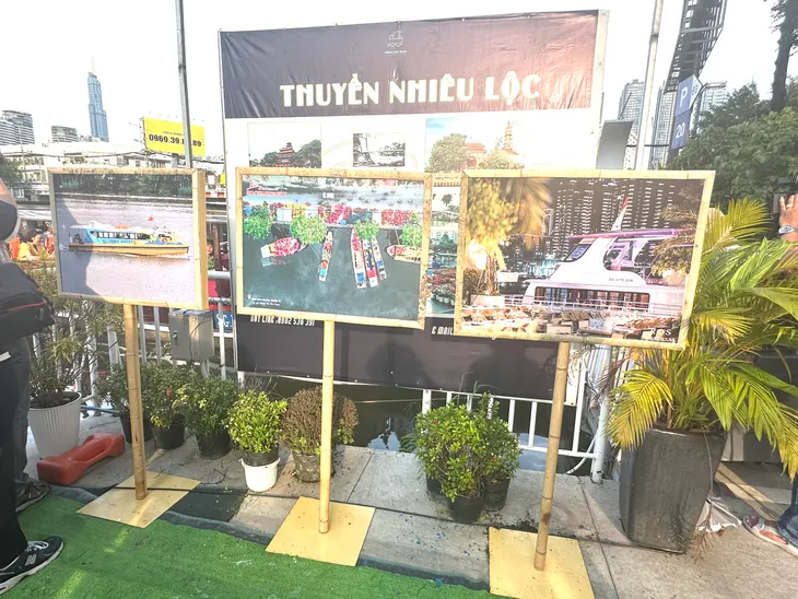 Khai mạc không gian Trên bến dưới thuyền - Ảnh 7. Khai mạc không gian Trên bến dưới thuyền - Ảnh 7.