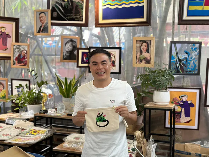 Những “mảnh vụn” tô điểm cho đời - Ảnh 3. Những “mảnh vụn” tô điểm cho đời - Ảnh 3.