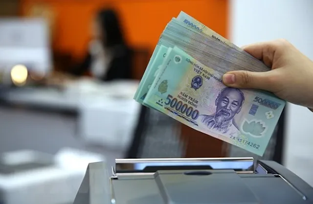Thu ngân sách nhà nước 5 tháng tăng gần 15% - Ảnh 1. Thu ngân sách nhà nước 5 tháng tăng gần 15% - Ảnh 1.