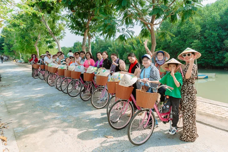 TP Hồ Chí Minh: Độc lạ trải nghiệm du lịch cộng đồng ấp đảo Thiềng Liềng - Ảnh 5. TP Hồ Chí Minh: Độc lạ trải nghiệm du lịch cộng đồng ấp đảo Thiềng Liềng - Ảnh 5.