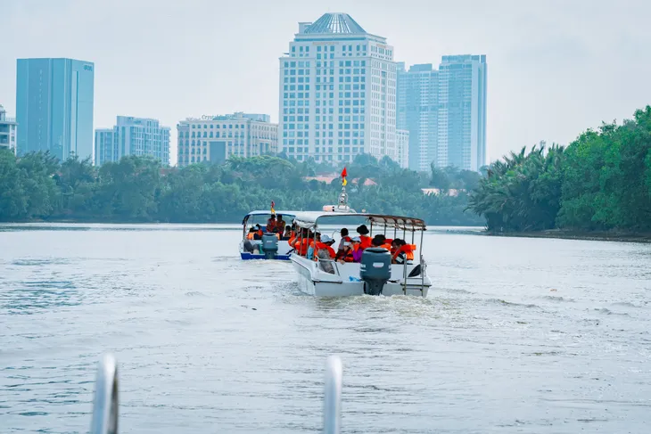 TP Hồ Chí Minh: Độc lạ trải nghiệm du lịch cộng đồng ấp đảo Thiềng Liềng - Ảnh 1. TP Hồ Chí Minh: Độc lạ trải nghiệm du lịch cộng đồng ấp đảo Thiềng Liềng - Ảnh 1.