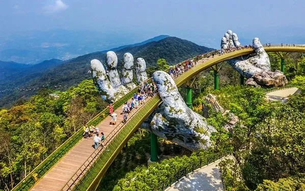 Du lịch Việt Nam hướng tới phát triển xanh và bền vững - Ảnh 1.