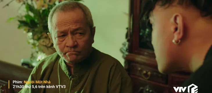 Người một nhà - Tập 21: Được ra khỏi tù, Long vội vàng trách bố - Ảnh 1. Người một nhà - Tập 21: Được ra khỏi tù, Long vội vàng trách bố - Ảnh 1.