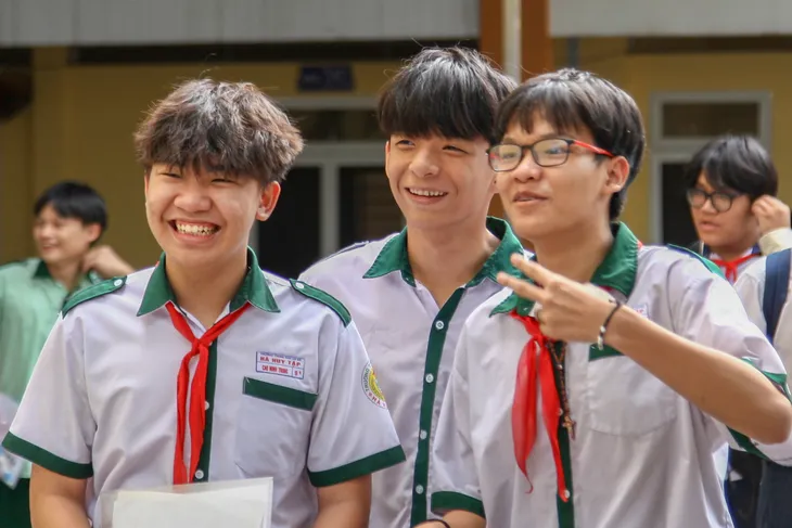 TP Hồ Chí Minh: Thí sinh hào hứng qua hai môn Ngữ Văn, Ngoại ngữ - Ảnh 1.