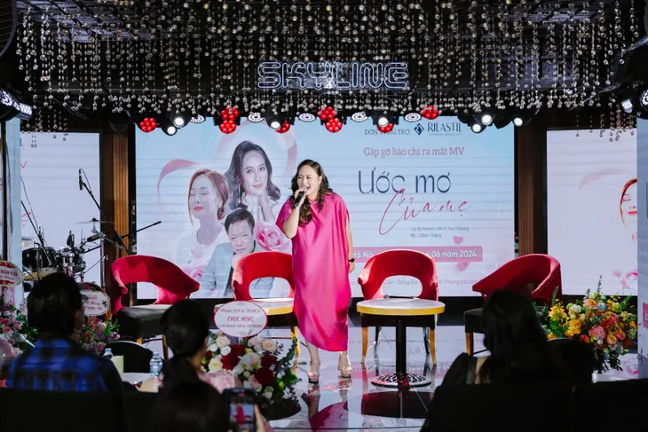 Sao Mai Khánh Linh - Thu Phượng ra mắt MV “Ước mơ của mẹ” - Ảnh 4. Sao Mai Khánh Linh - Thu Phượng ra mắt MV “Ước mơ của mẹ” - Ảnh 4.