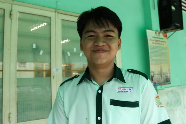 Thí sinh lo đề khó trong ngày thi cuối kỳ thi tuyển sinh lớp 10 tại TP Hồ Chí Minh - Ảnh 2. Thí sinh lo đề khó trong ngày thi cuối kỳ thi tuyển sinh lớp 10 tại TP Hồ Chí Minh - Ảnh 2.