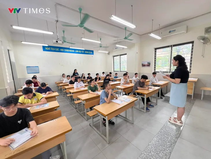 Thí sinh tuyệt đối không mang những vật dụng này vào phòng thi - Ảnh 1. Thí sinh tuyệt đối không mang những vật dụng này vào phòng thi - Ảnh 1.