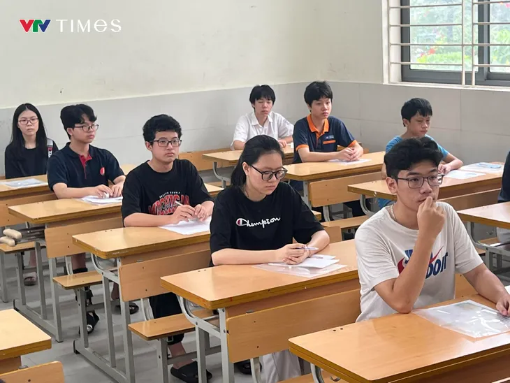 Sĩ tử Hà Nội thi vào 10: Khi thi sẽ tự tin, thi xong sẽ tự hào - Ảnh 4. Sĩ tử Hà Nội thi vào 10: Khi thi sẽ tự tin, thi xong sẽ tự hào - Ảnh 4.