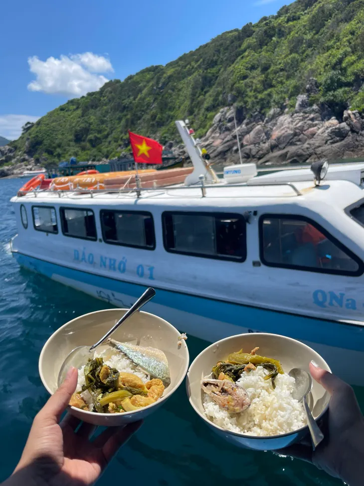 Cù Lao Chàm - Hình mẫu đảo xanh nói không với rác thải nhựa - Ảnh 1. Cù Lao Chàm - Hình mẫu đảo xanh nói không với rác thải nhựa - Ảnh 1.