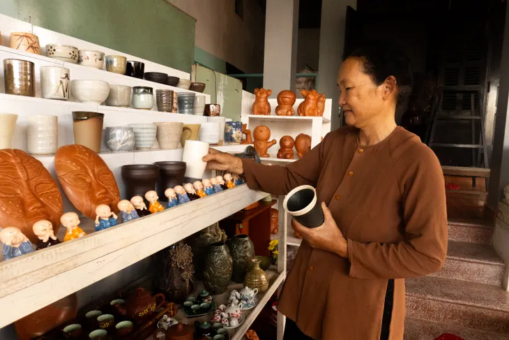 Giữ lửa nghề ở làng gốm Thanh Hà, Hội An - Ảnh 4.