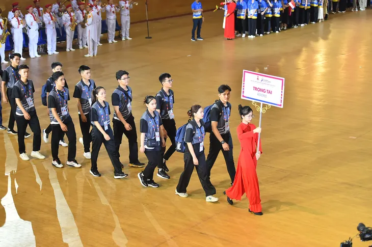 Việt Nam dẫn đầu toàn đoàn tại Đại hội Thể thao học sinh Đông Nam Á lần thứ 13 - Ảnh 10. Việt Nam dẫn đầu toàn đoàn tại Đại hội Thể thao học sinh Đông Nam Á lần thứ 13 - Ảnh 10.