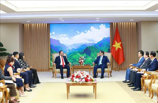 Việt Nam luôn coi trọng quan hệ hữu nghị truyền thống và đối tác toàn diện với Venezuela - Ảnh 2. Việt Nam luôn coi trọng quan hệ hữu nghị truyền thống và đối tác toàn diện với Venezuela - Ảnh 2.
