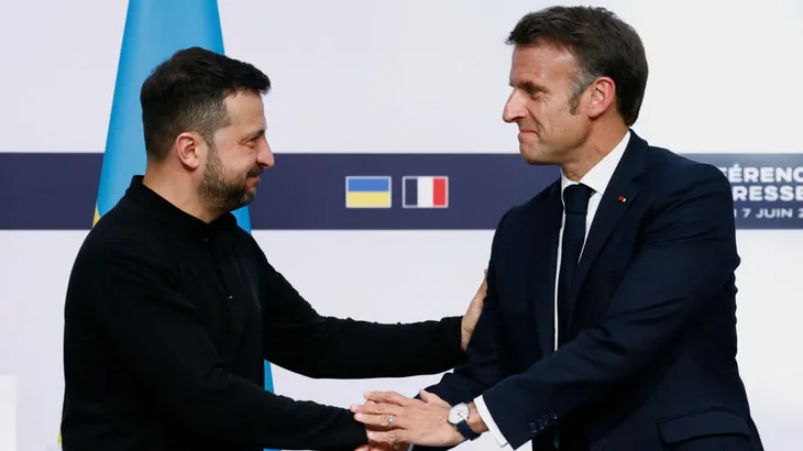 Ukraine liên tiếp nhận tin vui từ Mỹ và Pháp - Ảnh 1. Ukraine liên tiếp nhận tin vui từ Mỹ và Pháp - Ảnh 1.