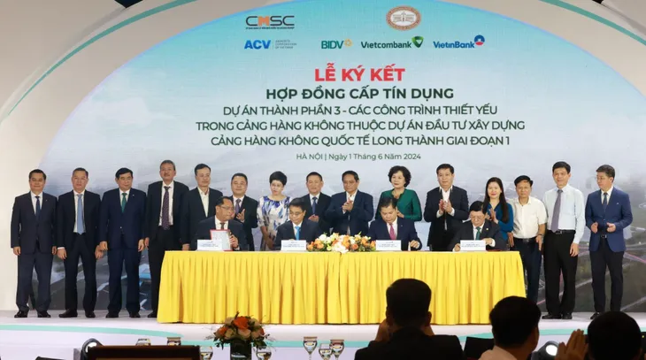 3 ngân hàng hợp vốn 1,8 tỷ USD để tài trợ xây dựng Sân bay Long Thành - Ảnh 1. 3 ngân hàng hợp vốn 1,8 tỷ USD để tài trợ xây dựng Sân bay Long Thành - Ảnh 1.