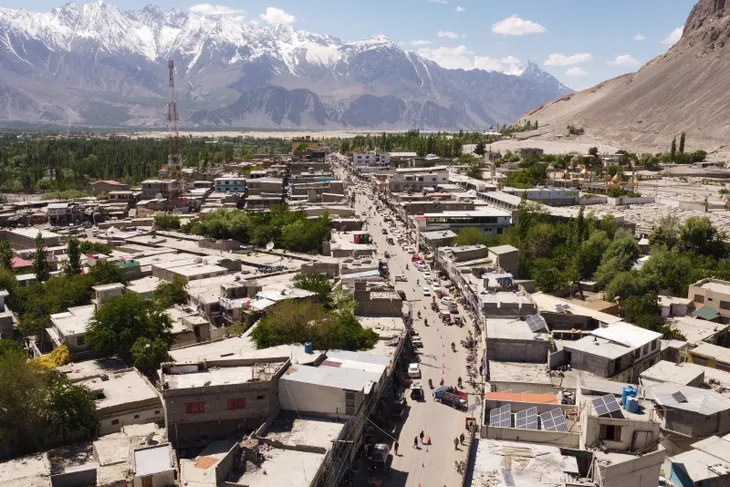 Du lịch làm trầm trọng thêm khủng hoảng thiếu điện ở miền núi Pakistan - Ảnh 4. Du lịch làm trầm trọng thêm khủng hoảng thiếu điện ở miền núi Pakistan - Ảnh 4.