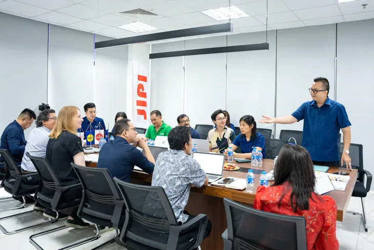 Sơn JIPI cùng tập đoàn BASF hợp tác tổ chức hội thảo chia sẻ kỹ thuật ngành sơn - Ảnh 2. Sơn JIPI cùng tập đoàn BASF hợp tác tổ chức hội thảo chia sẻ kỹ thuật ngành sơn - Ảnh 2.