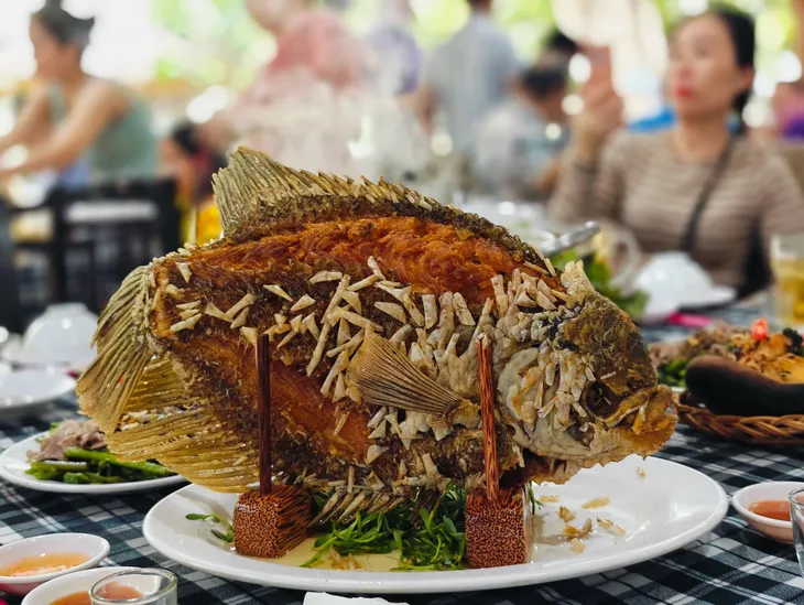 Bến Tre đẩy mạnh phát triển du lịch Châu Thành theo hướng bền vững - Ảnh 9. Bến Tre đẩy mạnh phát triển du lịch Châu Thành theo hướng bền vững - Ảnh 9.