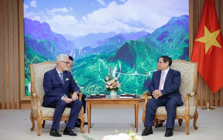 Thủ tướng Phạm Minh Chính tiếp Đại sứ Đức Guido Hildner tới chào từ biệt - Ảnh 2. Thủ tướng Phạm Minh Chính tiếp Đại sứ Đức Guido Hildner tới chào từ biệt - Ảnh 2.