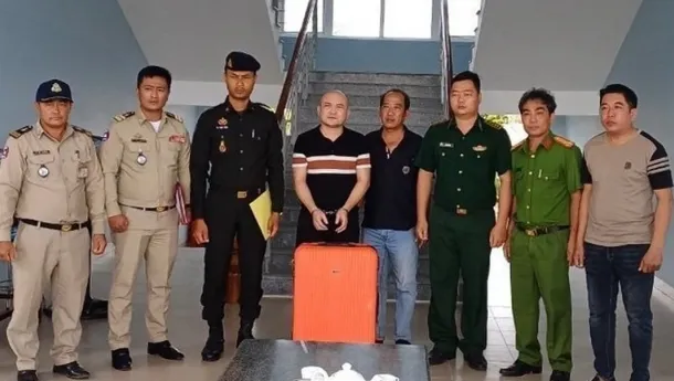 Việt Nam - Campuchia phối hợp bắt giữ đối tượng trốn truy nã ở khu vực biên giới - Ảnh 1. Việt Nam - Campuchia phối hợp bắt giữ đối tượng trốn truy nã ở khu vực biên giới - Ảnh 1.