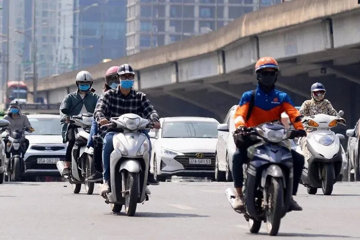 Bắc Bộ nắng nóng, có nơi nắng nóng gay gắt - Ảnh 1. Bắc Bộ nắng nóng, có nơi nắng nóng gay gắt - Ảnh 1.
