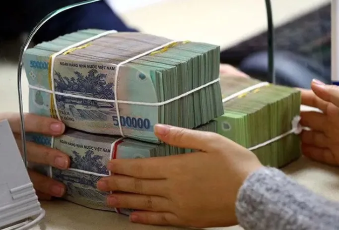 Ngân hàng gần hết “room” tín dụng - Ảnh 1. Ngân hàng gần hết “room” tín dụng - Ảnh 1.