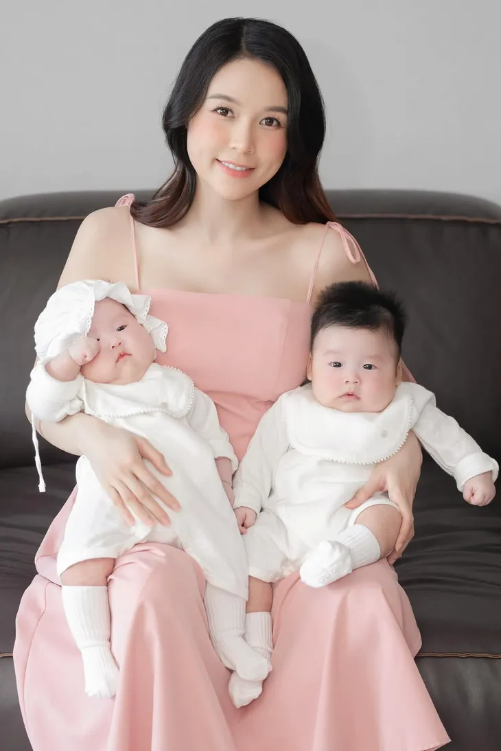 Ca sĩ Trọng Tấn khoe thành tích của con gái, Hoa hậu Đỗ Mỹ Linh ngày càng cuốn hút - Ảnh 4. Ca sĩ Trọng Tấn khoe thành tích của con gái, Hoa hậu Đỗ Mỹ Linh ngày càng cuốn hút - Ảnh 4.