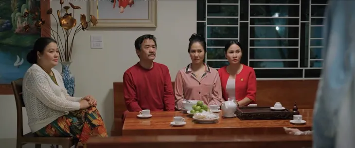 Những nẻo đường gần xa - Tập 16: Bố mẹ Bảo có em bé, Bảo lo mình trở thành người thừa - Ảnh 18. Những nẻo đường gần xa - Tập 16: Bố mẹ Bảo có em bé, Bảo lo mình trở thành người thừa - Ảnh 18.