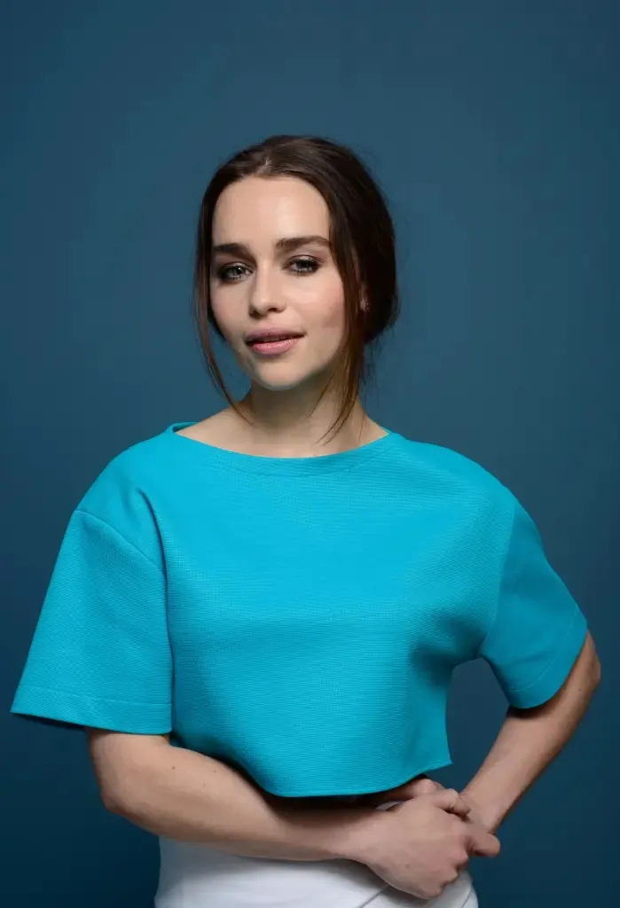 Emilia Clarke từng lo sợ bị sa thải khỏi Game of Thrones - Ảnh 1. Emilia Clarke từng lo sợ bị sa thải khỏi Game of Thrones - Ảnh 1.