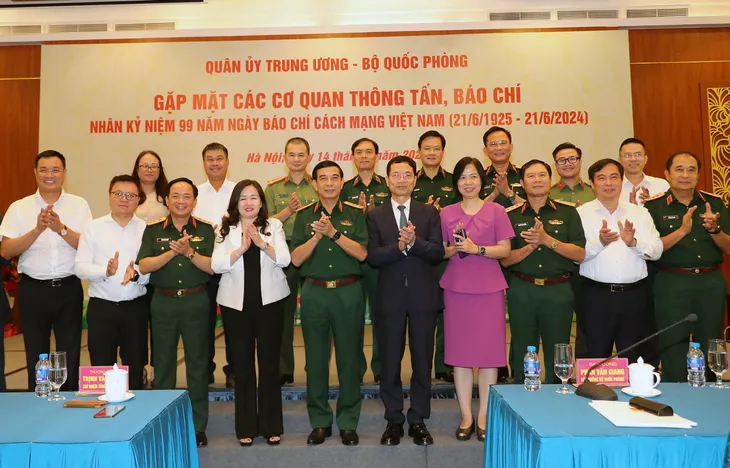Sẽ tổ chức diễu binh, diễu hành kỷ niệm 80 năm Ngày thành lập Quân đội nhân dân Việt Nam - Ảnh 1. Sẽ tổ chức diễu binh, diễu hành kỷ niệm 80 năm Ngày thành lập Quân đội nhân dân Việt Nam - Ảnh 1.