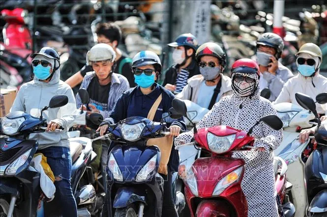 Cảnh báo nắng nóng ở Bắc Bộ và Trung Bộ; nguy cơ hỏa hoạn, cháy rừng - Ảnh 1. Cảnh báo nắng nóng ở Bắc Bộ và Trung Bộ; nguy cơ hỏa hoạn, cháy rừng - Ảnh 1.