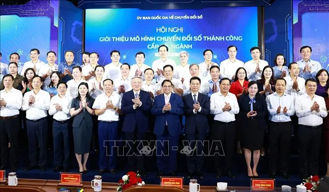 Thủ tướng Phạm Minh Chính: Xây dựng Tòa án điện tử với tinh thần “5 đẩy mạnh” - Ảnh 2. Thủ tướng Phạm Minh Chính: Xây dựng Tòa án điện tử với tinh thần “5 đẩy mạnh” - Ảnh 2.
