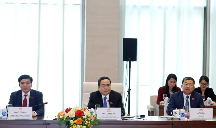 Thúc đẩy phê chuẩn Hiệp định Bảo hộ Đầu tư Việt Nam - EU - Ảnh 1. Thúc đẩy phê chuẩn Hiệp định Bảo hộ Đầu tư Việt Nam - EU - Ảnh 1.