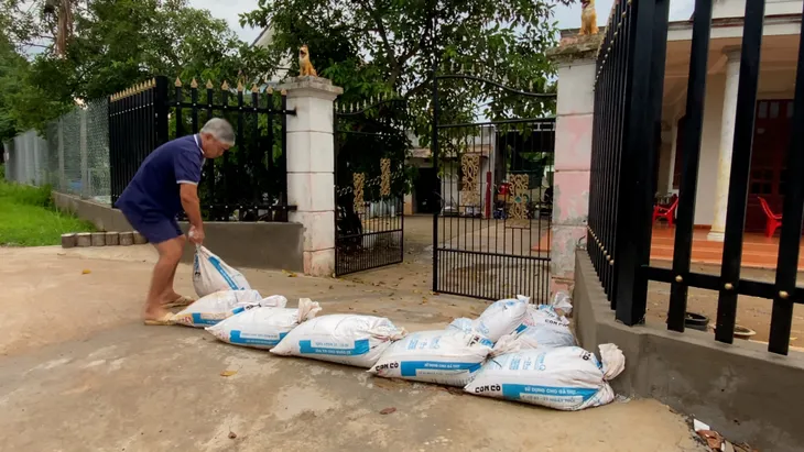 Đồng Nai: Người dân chật vật vì đất đỏ tấn công - Ảnh 7.