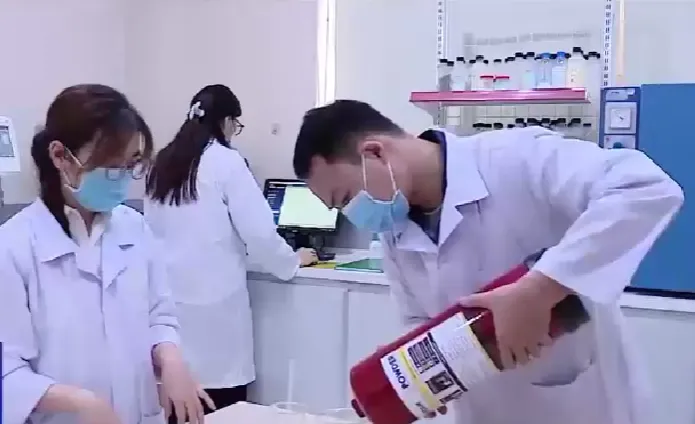 Kiểm định thiết bị phòng cháy chữa cháy còn nhiều bất cập - Ảnh 1.