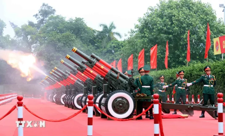 Chủ tịch nước Tô Lâm chủ trì lễ đón chính thức Tổng thống Liên bang Nga Vladimir Putin - Ảnh 2. Chủ tịch nước Tô Lâm chủ trì lễ đón chính thức Tổng thống Liên bang Nga Vladimir Putin - Ảnh 2.