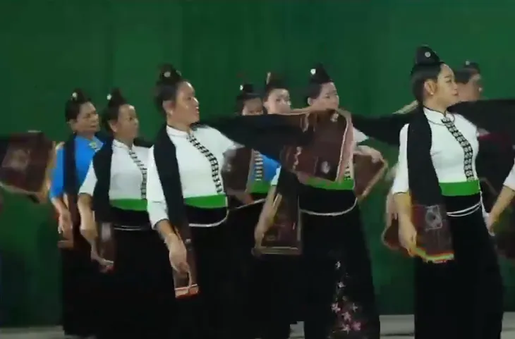Điện Biên gìn giữ điệu xòe Thái - Ảnh 1. Điện Biên gìn giữ điệu xòe Thái - Ảnh 1.