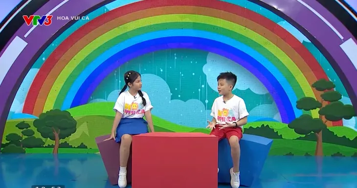 Hoa vui ca: Những điệu nhảy dễ thương từ các khán giả nhí - Ảnh 3. Hoa vui ca: Những điệu nhảy dễ thương từ các khán giả nhí - Ảnh 3.