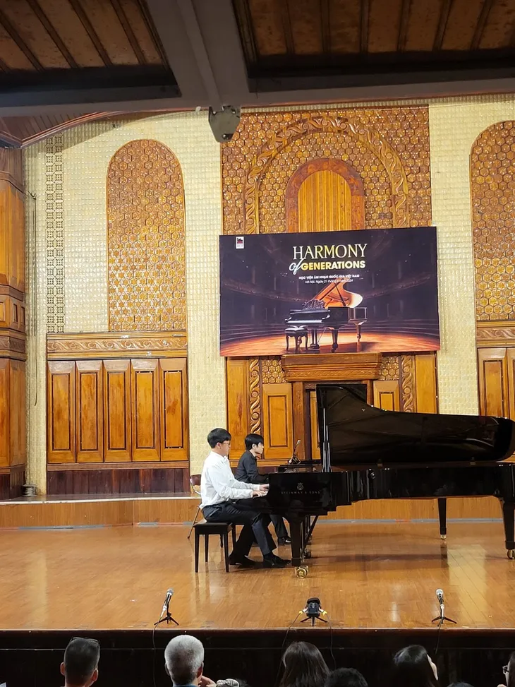Học viện Âm nhạc Quốc gia Việt Nam tạo sân chơi cho các tài năng âm nhạc trẻ - Ảnh 1. Học viện Âm nhạc Quốc gia Việt Nam tạo sân chơi cho các tài năng âm nhạc trẻ - Ảnh 1.