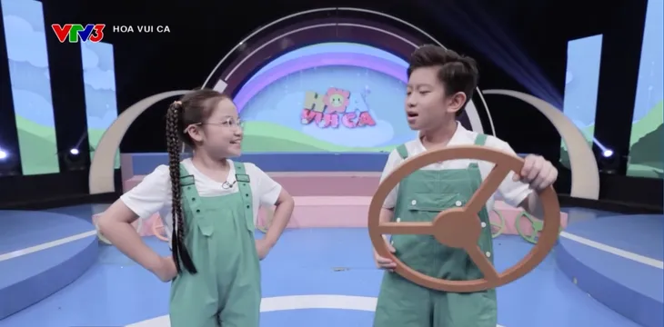 Hoa vui ca: Sân khấu tràn đầy năng lượng của Ba em là công nhân lái xe - Ảnh 1. Hoa vui ca: Sân khấu tràn đầy năng lượng của Ba em là công nhân lái xe - Ảnh 1.