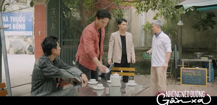 Những nẻo đường gần xa - Tập 21: Đông bỏ đi khiến cả nhà lo lắng - Ảnh 4. Những nẻo đường gần xa - Tập 21: Đông bỏ đi khiến cả nhà lo lắng - Ảnh 4.