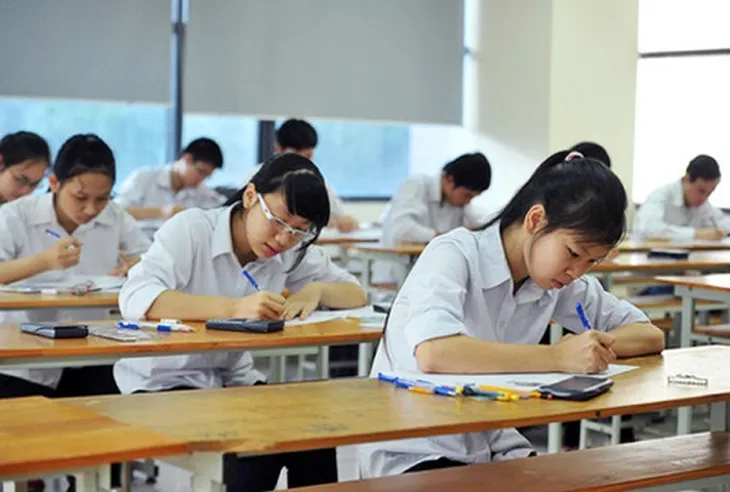 Thủ tướng chỉ đạo bảo đảm an toàn, chu đáo cho Kỳ thi tốt nghiệp THPT 2024 và quản lý trẻ em dịp nghỉ hè - Ảnh 1. Thủ tướng chỉ đạo bảo đảm an toàn, chu đáo cho Kỳ thi tốt nghiệp THPT 2024 và quản lý trẻ em dịp nghỉ hè - Ảnh 1.
