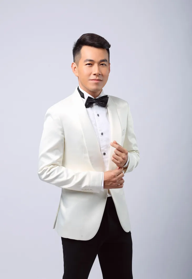 Trung tâm Nhạc nhẹ TP Hồ Chí Minh giới thiệu chân dung âm nhạc Trần Long Ẩn - Ảnh 3. Trung tâm Nhạc nhẹ TP Hồ Chí Minh giới thiệu chân dung âm nhạc Trần Long Ẩn - Ảnh 3.
