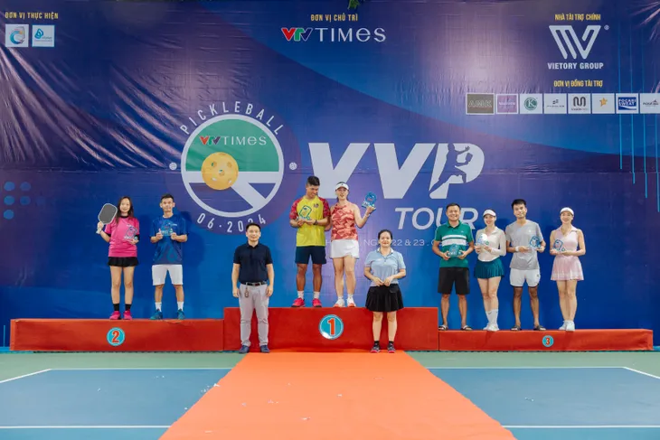 VTV Times Pickleball - VVP Tour 2024 khép lại với 13 trận chung kết ấn tượng, kịch tính - Ảnh 8. VTV Times Pickleball - VVP Tour 2024 khép lại với 13 trận chung kết ấn tượng, kịch tính - Ảnh 8.