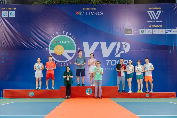 VTV Times Pickleball - VVP Tour 2024 khép lại với 13 trận chung kết ấn tượng, kịch tính - Ảnh 4. VTV Times Pickleball - VVP Tour 2024 khép lại với 13 trận chung kết ấn tượng, kịch tính - Ảnh 4.
