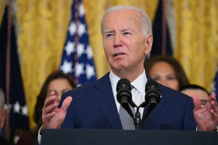 Bầu cử Mỹ 2024: Ông Biden đưa chính sách nhập cư mới vào cuộc tranh luận với ông Trump - Ảnh 1. Bầu cử Mỹ 2024: Ông Biden đưa chính sách nhập cư mới vào cuộc tranh luận với ông Trump - Ảnh 1.