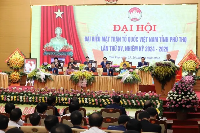 Chủ tịch UBTƯ MTTQ Việt Nam Đỗ Văn Chiến dự Đại hội MTTQ tỉnh Phú Thọ - Ảnh 1. Chủ tịch UBTƯ MTTQ Việt Nam Đỗ Văn Chiến dự Đại hội MTTQ tỉnh Phú Thọ - Ảnh 1.