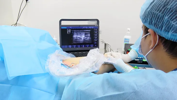 Biến chứng trong điều trị suy giãn tĩnh mạch: Bác sĩ đưa ra khuyến cáo - Ảnh 2. Biến chứng trong điều trị suy giãn tĩnh mạch: Bác sĩ đưa ra khuyến cáo - Ảnh 2.