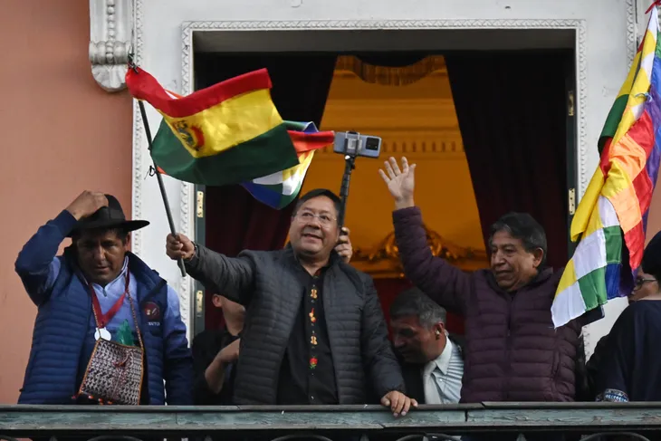 Thế giới lên án vụ đảo chính bất thành tại Bolivia - Ảnh 1. Thế giới lên án vụ đảo chính bất thành tại Bolivia - Ảnh 1.